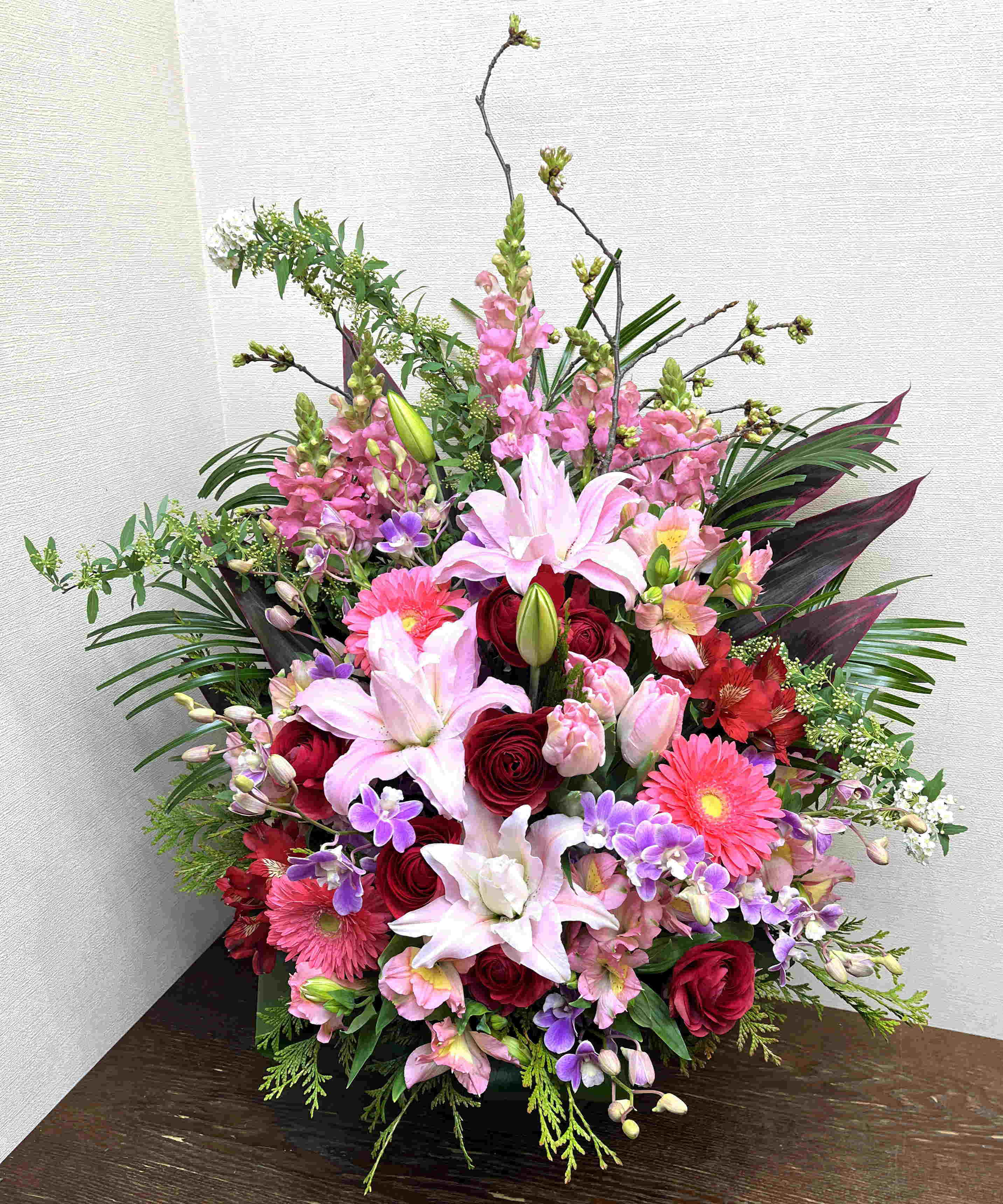 演台花
